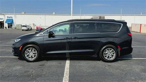 2021 Chrysler Pacifica Touring