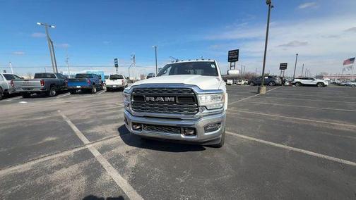 Bright White Clearcoat 2022 RAM 2500 Limited
