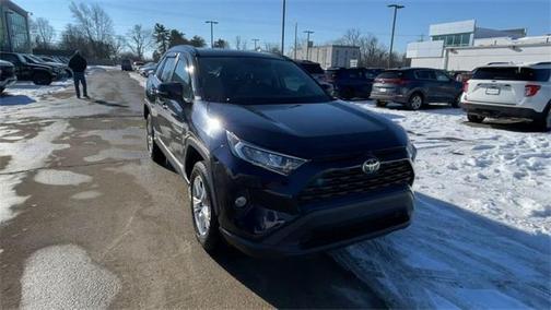 2020 Toyota RAV4 XLE