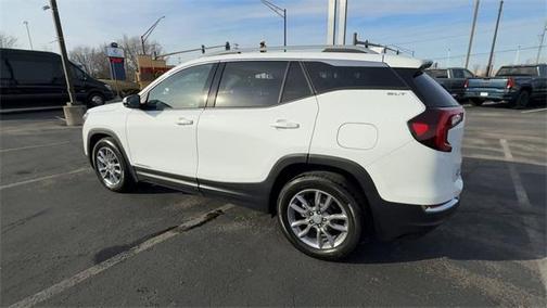 2022 GMC Terrain SLT