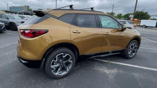 Sunlit Bronze Metallic 2019 Chevrolet Blazer RS