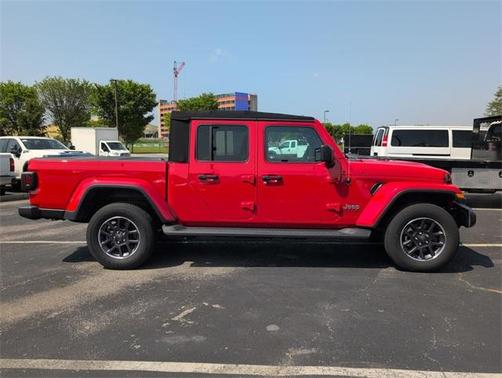 2023 Jeep Gladiator Overland