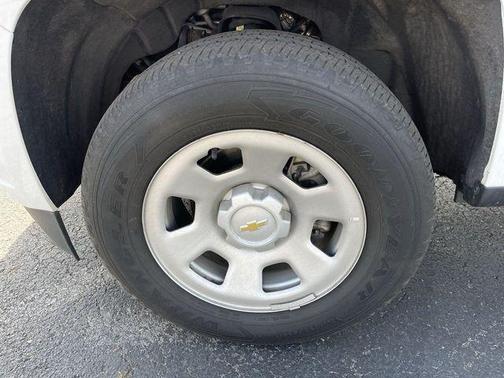 Summit White 2022 Chevrolet Colorado WT