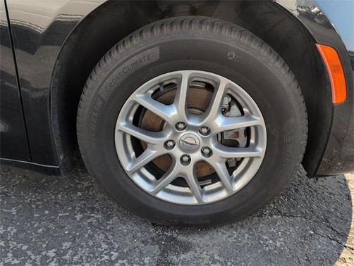 2021 Chrysler Pacifica Touring