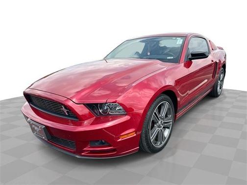 2013 Ford Mustang V6 Premium