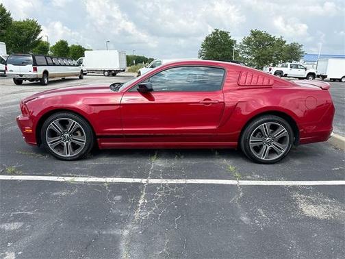 2013 Ford Mustang V6 Premium