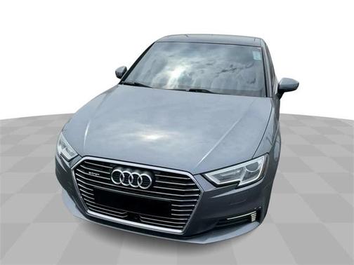 2017 Audi A3 e-tron 1.4T Premium