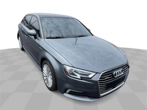 2017 Audi A3 e-tron 1.4T Premium