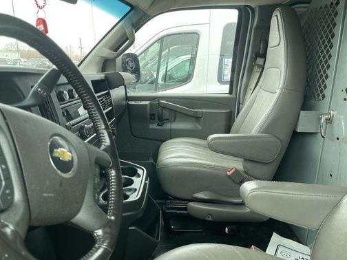 Summit White 2021 Chevrolet Express 2500 Work Van