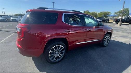 2021 GMC Acadia Denali