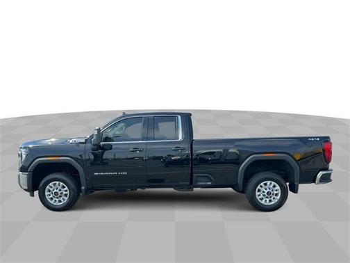 2025 GMC Sierra 2500 SLE