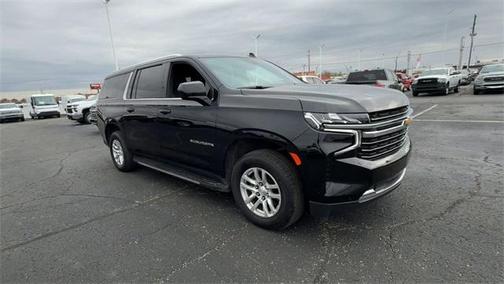 2023 Chevrolet Suburban LT