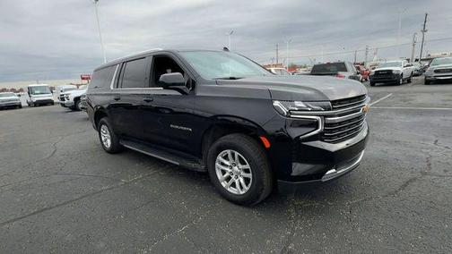 2023 Chevrolet Suburban LT