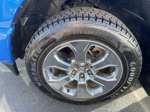 Hydro Blue Pearlcoat 2022 RAM 1500 Big Horn