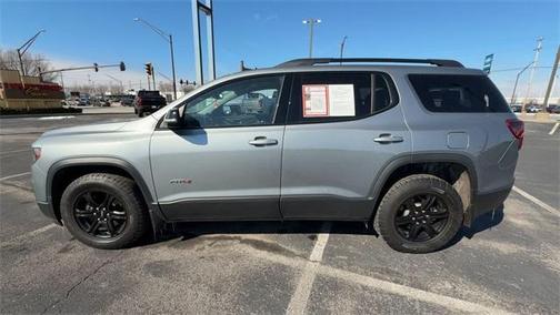 2023 GMC Acadia AT4