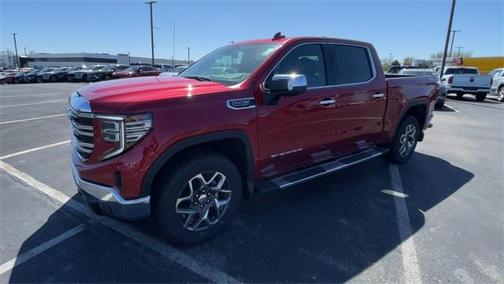 2025 GMC Sierra 1500 SLT