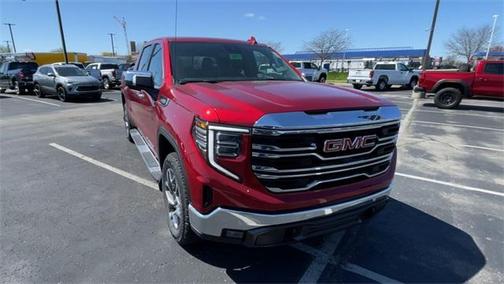 2025 GMC Sierra 1500 SLT