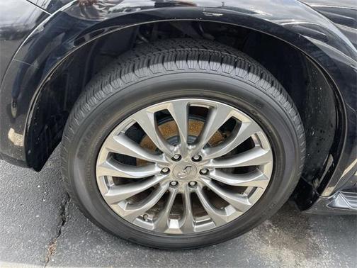 2015 INFINITI QX80 Base