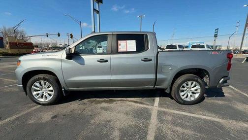 2023 Chevrolet Silverado 1500 Custom