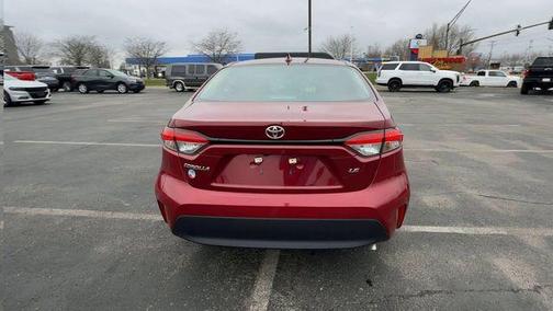 Pearl 2024 Toyota Corolla LE