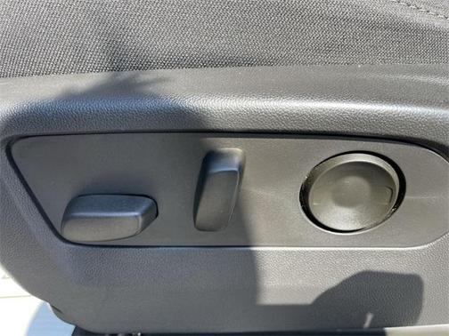 2024 Chevrolet Silverado 2500 Custom