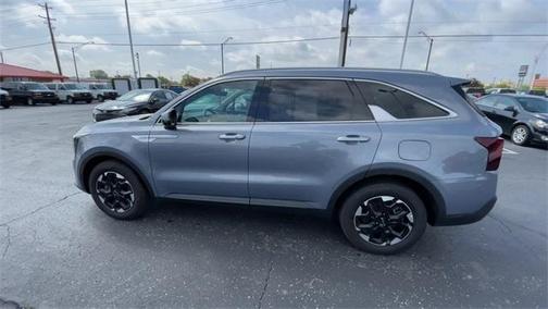 2024 Kia Sorento S