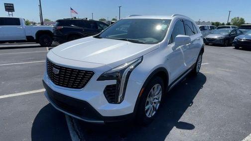 Crystal White Tri-Coat 2023 Cadillac XT4 Premium Luxury