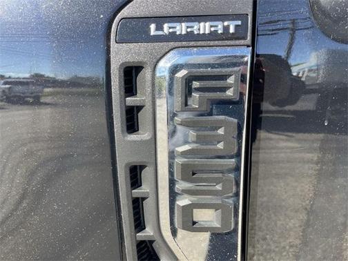 2023 Ford F-350 Lariat Super Duty
