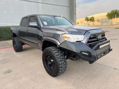2019 Toyota Tacoma SR