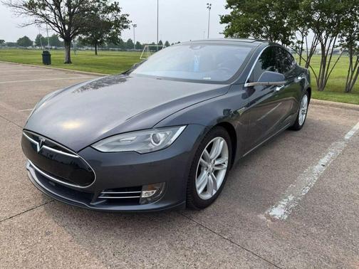 2015 Tesla Model S 85D