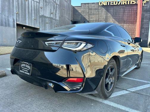 2017 INFINITI Q60 3.0T Premium