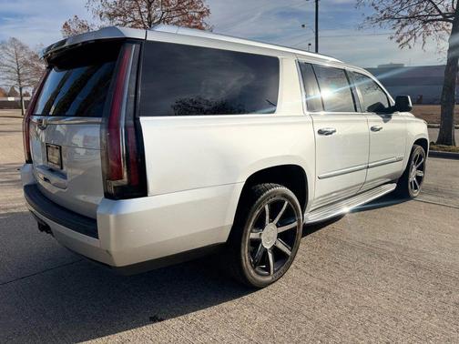 2015 Cadillac Escalade ESV Sport