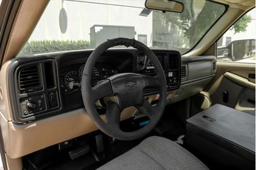2005 Chevrolet Silverado 2500 Work Truck