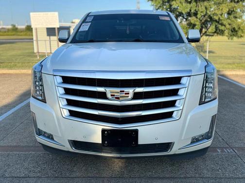 2015 Cadillac Escalade Luxury