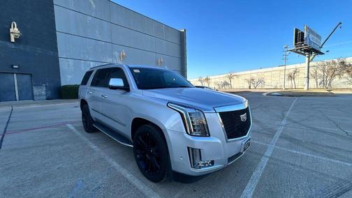 2018 Cadillac Escalade Luxury