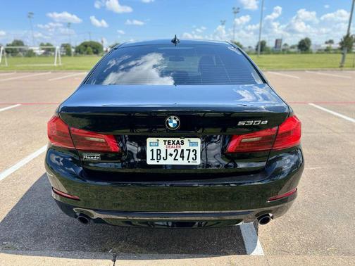 2019 BMW 530e xDrive iPerformance