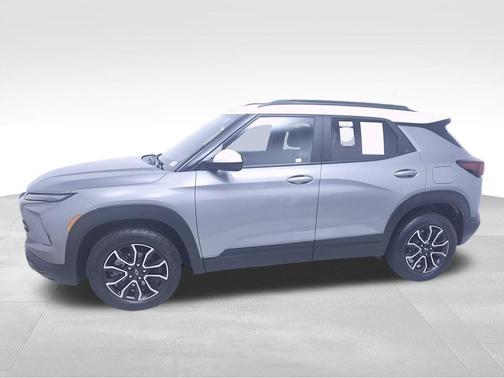Gray 2025 Chevrolet Trailblazer ACTIV