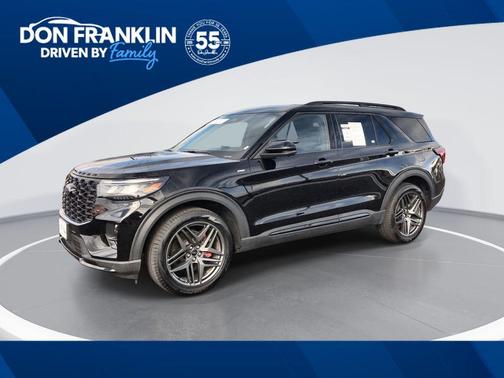 Black Metallic 2025 Ford Explorer ST-Line