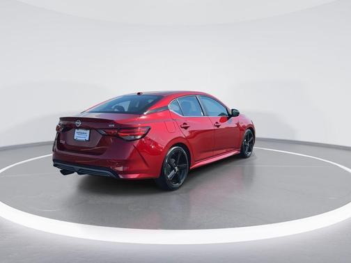 Scarlet Ember 2023 Nissan Sentra SR