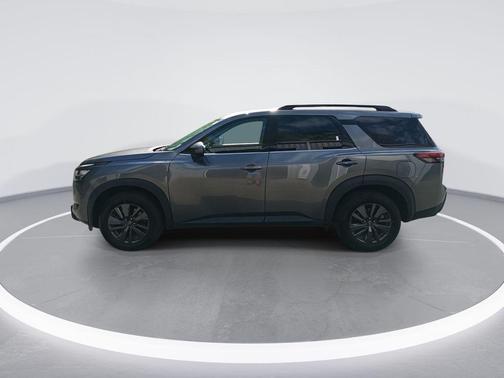 Gun Metallic 2022 Nissan Pathfinder SV