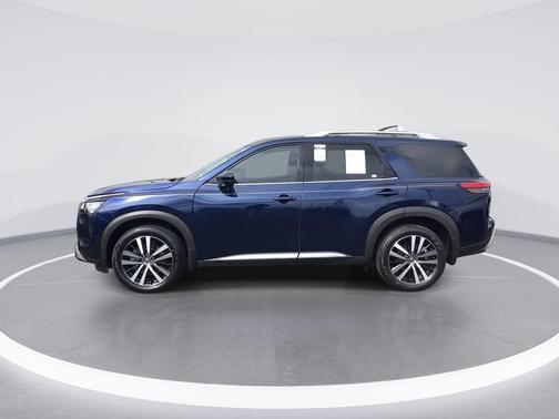 Deep Ocean Blue 2024 Nissan Pathfinder Platinum