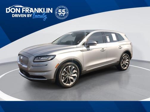 Radiance Metallic 2023 Lincoln Nautilus Reserve
