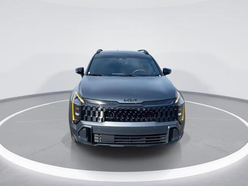 Shadow 2026 Kia Sportage Hybrid X-LINE