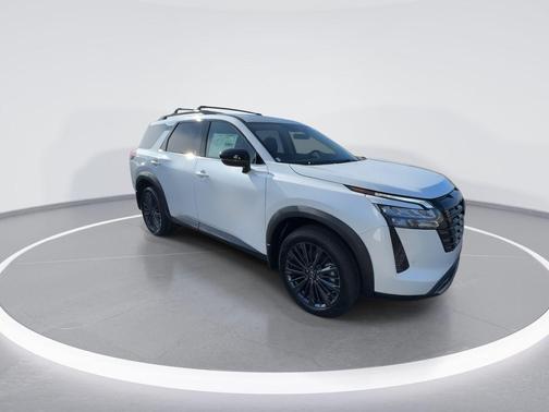 Everest White P 2026 Nissan Pathfinder SL