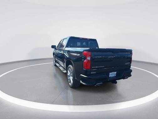 Black 2026 Chevrolet Silverado 1500 High Country