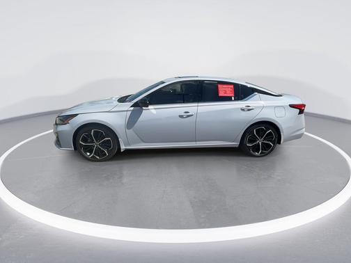 Gray Sky Pearl 2024 Nissan Altima 2.5 SR