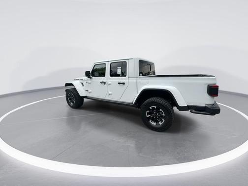 Bright White Clearcoat 2024 Jeep Gladiator Rubicon