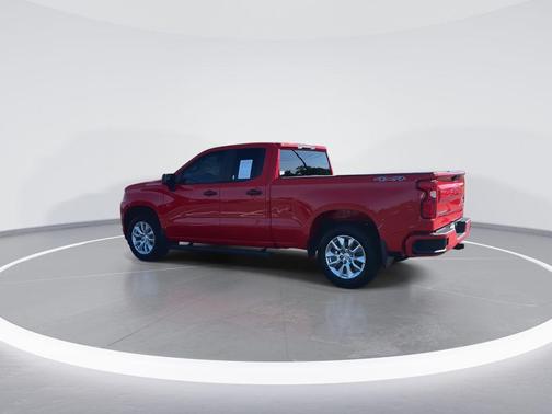 Red 2021 Chevrolet Silverado 1500 Custom