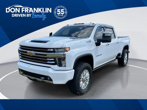 Summit White 2022 Chevrolet Silverado 2500 High Country