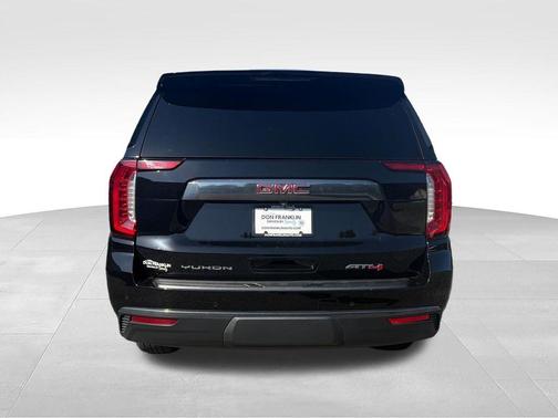 Onyx Black 2024 GMC Yukon XL AT4